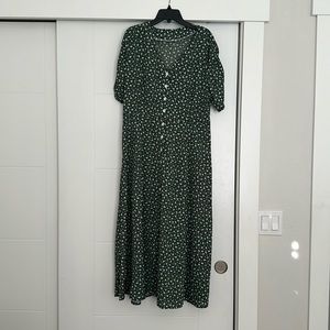 SHEIN Short Sleeve Floral Dress (NWOT)